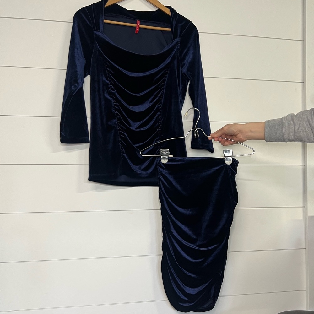 Ruby Ribbon Ruched Velour Dark Blue Set - Picture 2 of 11